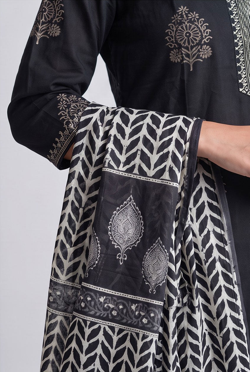 Women's Cotton Straight-Cut Kameez, Pant and Dupatta, Black - Image 3